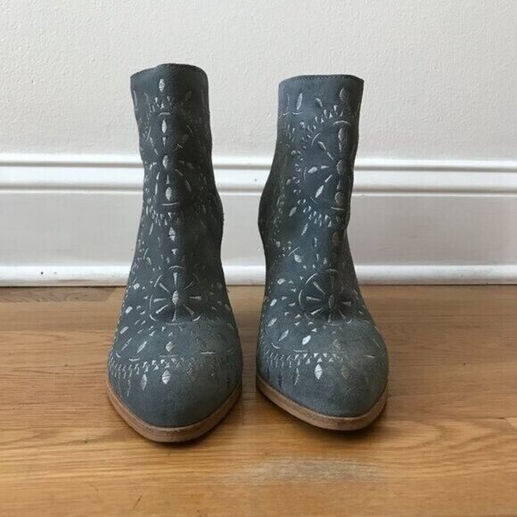 Matisse Springfield Embroidered Suede Ankle Booties Dusty Blue - Picture 7 of 13